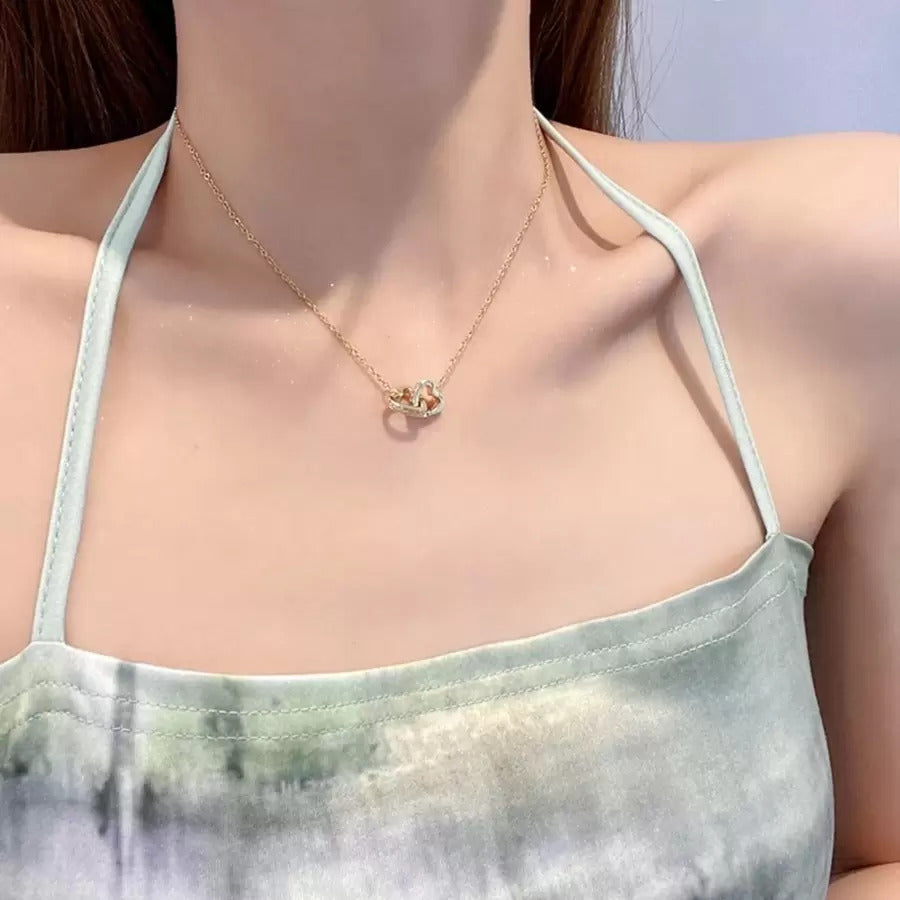 ハートペンダントネックレス