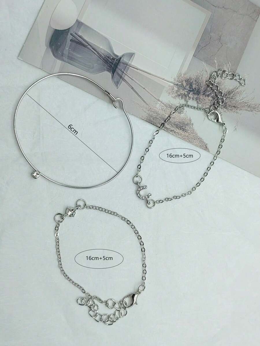 シンプルでエレガントなライトラグジュアリー馬蹄型鉄製ダイヤモンド インレイ プレーンリング ブレスレットセット、女性の日常着に適しています(水に触れないでください)