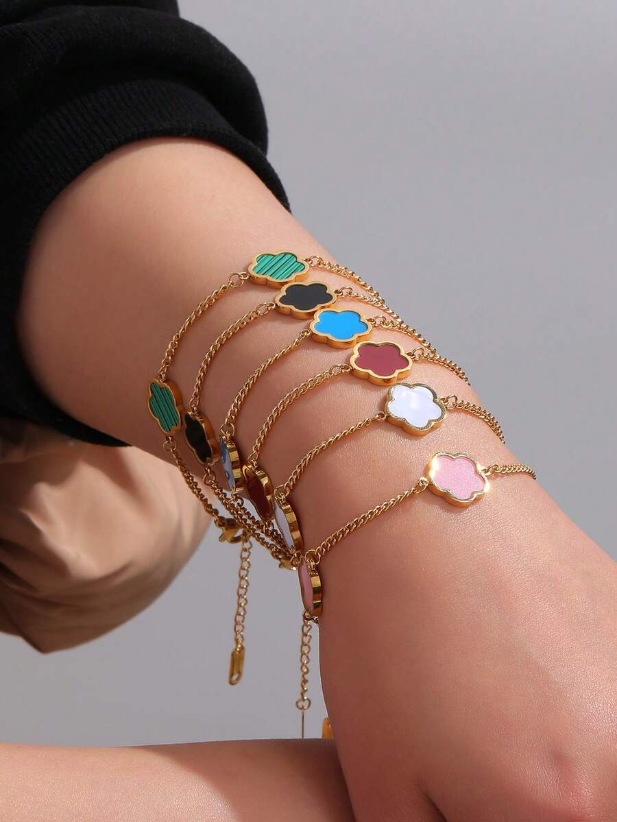 パーソナリティジュエリー ステンレススチールゴールドコーティング 5枚葉の花モチーフ ブレスレット 女性用 多色展開 光沢感あり おしゃれなデザイン フォーマルなシーンや普段でも活躍