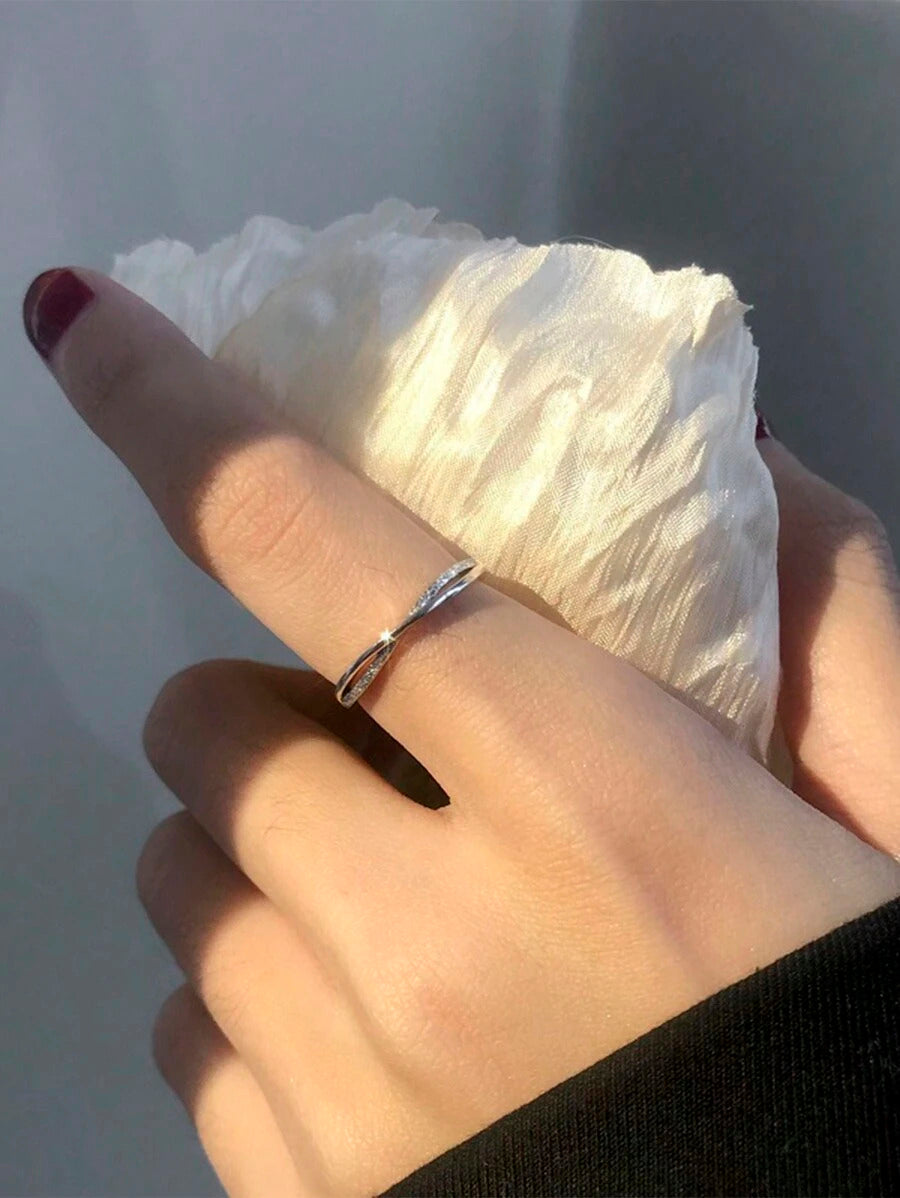 1個 シンプル & エレガントなリングデザイン フレッシュスタイルリング女性用、ファッション個性的 指輪