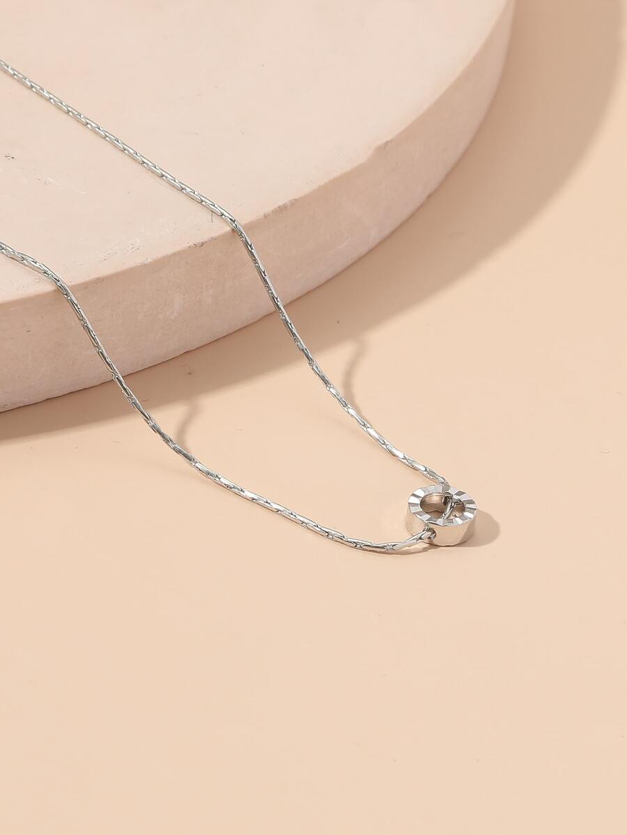 円形 チャームネックレス