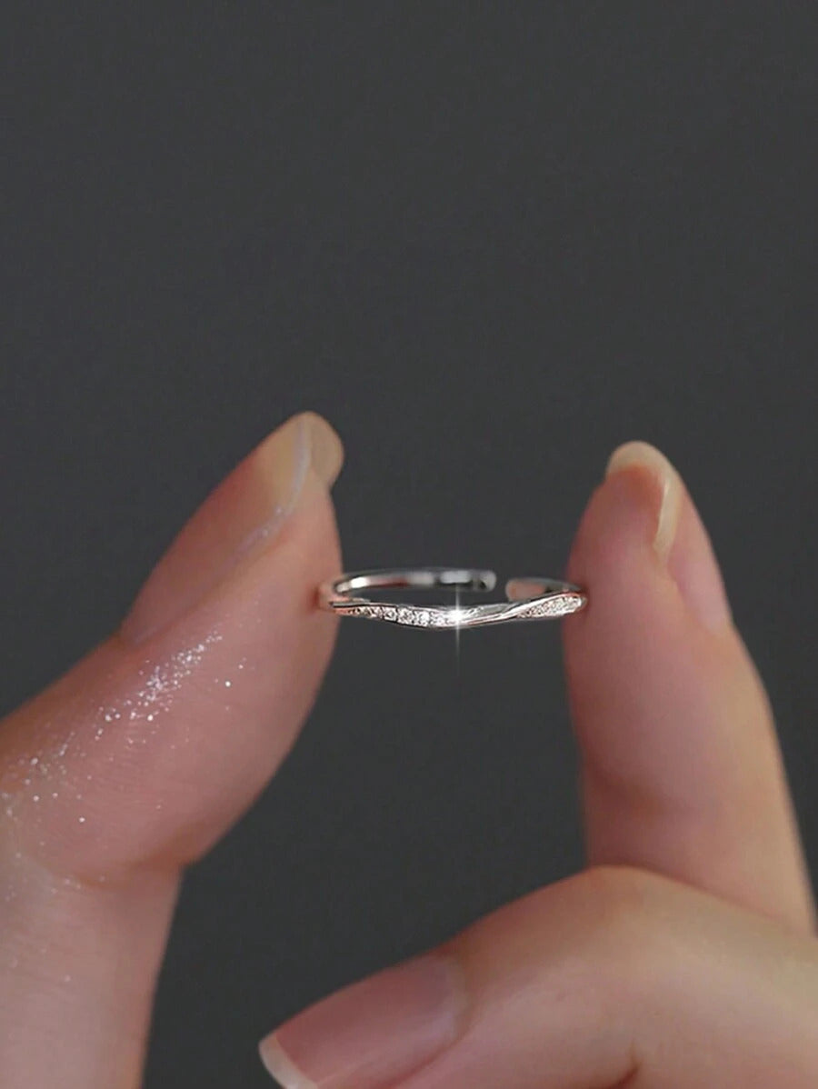 1個 韓国風 シンプルなモビウスリング、女性用 調整可能なインデックス指リング、デザイン性のあるスタッキングインデックス指リング、彼女への贈り物に